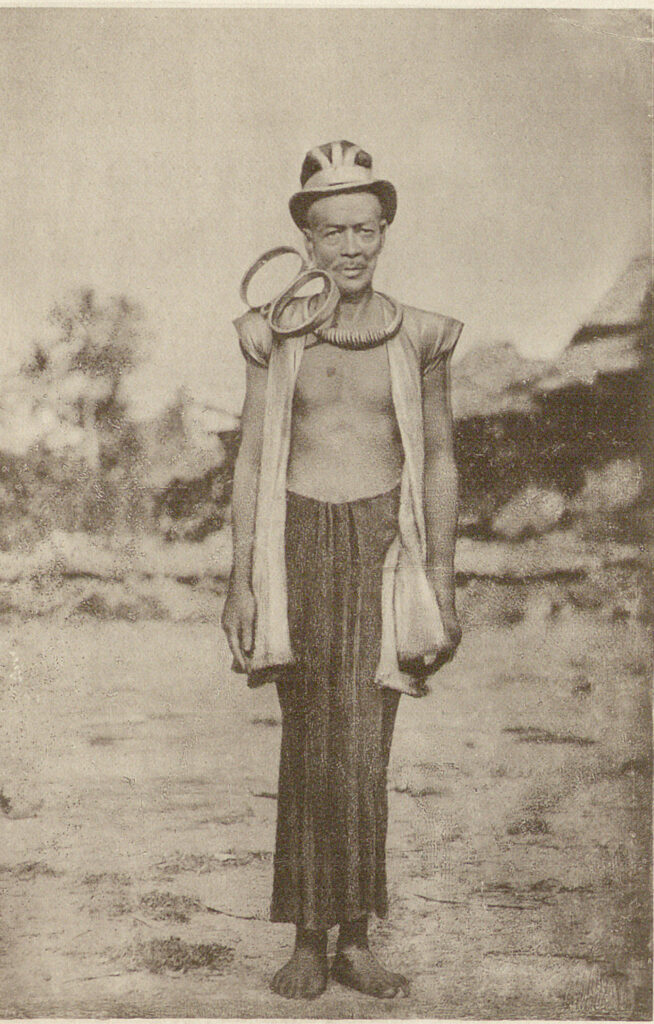 Bawo Lowalani village chief (Un Viaggio a Nias, p.171)